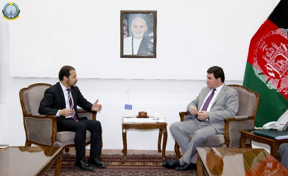 د مخابراتو او معلوماتي ټکنالوجۍ وزیر محترم شهزاد آريوبي د کابل ښاروال ښاغلي پوهنیار احمد ذکي سرفراز سره ليدنه وکړه.