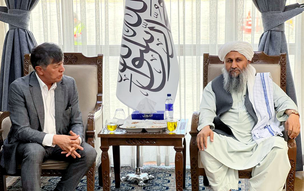 وزیر مخابرات و سفیر ازبکستان